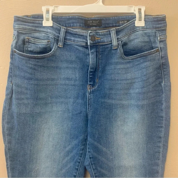 Judy Blue Slim Fit Jeans - Picture 2 of 10